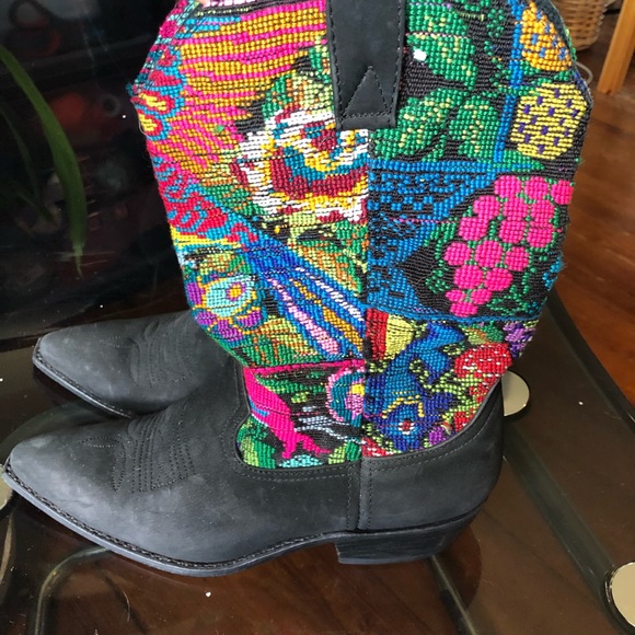 custom embroidered cowboy boots